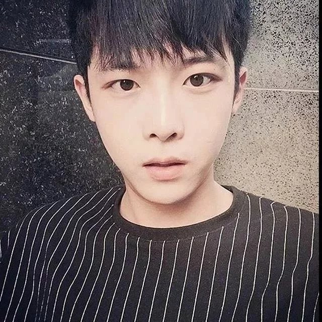 澹台策士伟