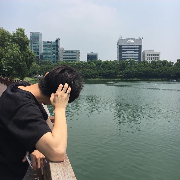 蓝泽福馥