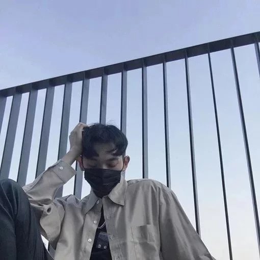 解新承宏