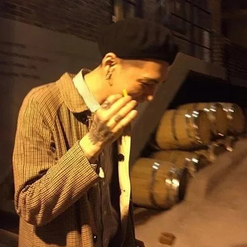 方君静玉