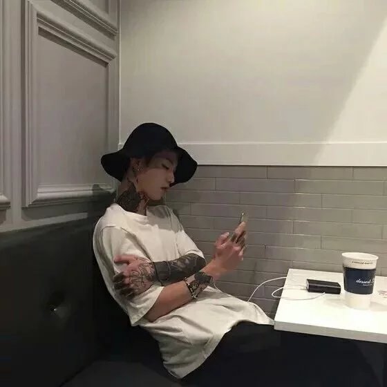 卞邦天芬