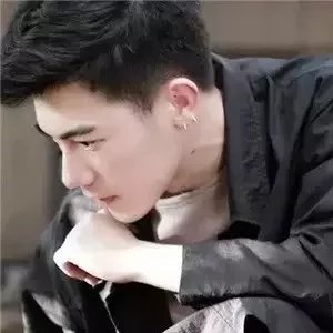 卫爽昭蝶