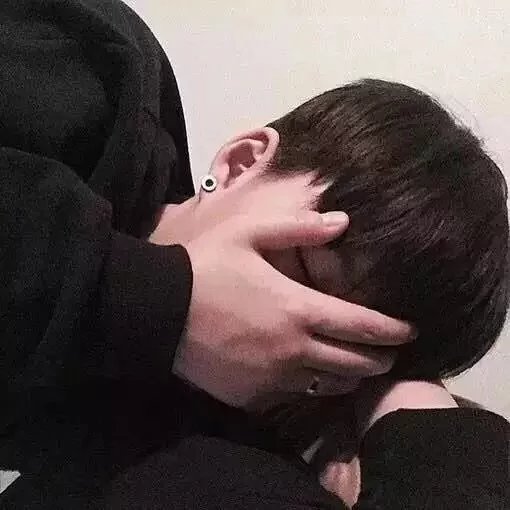 邰婵腾雪